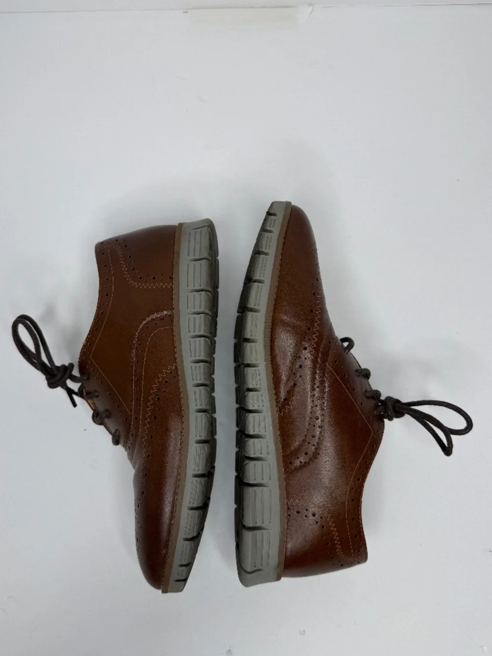 Deerstags Benton Jr Boys Wingtip Dress Shoes, Brown Size US 3.5